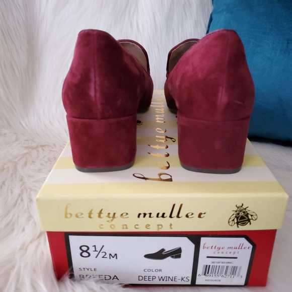 NEW Bettye Muller Breeda Suede Loafers - 8.5M - Picture 6 of 10